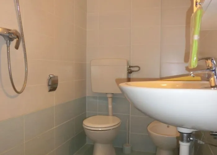 Comfortable Flat Next To The Beach-beahost Apartment