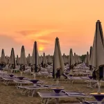 Comfortable Flat Next To The Beach-beahost Διαμέρισμα Μπιμπιόνε