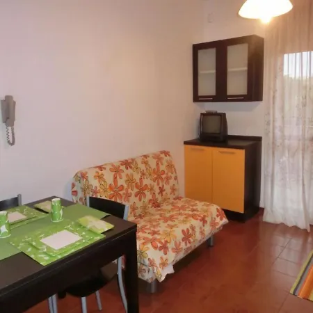 아파트 Comfortable Flat Next To The Beach-beahost *